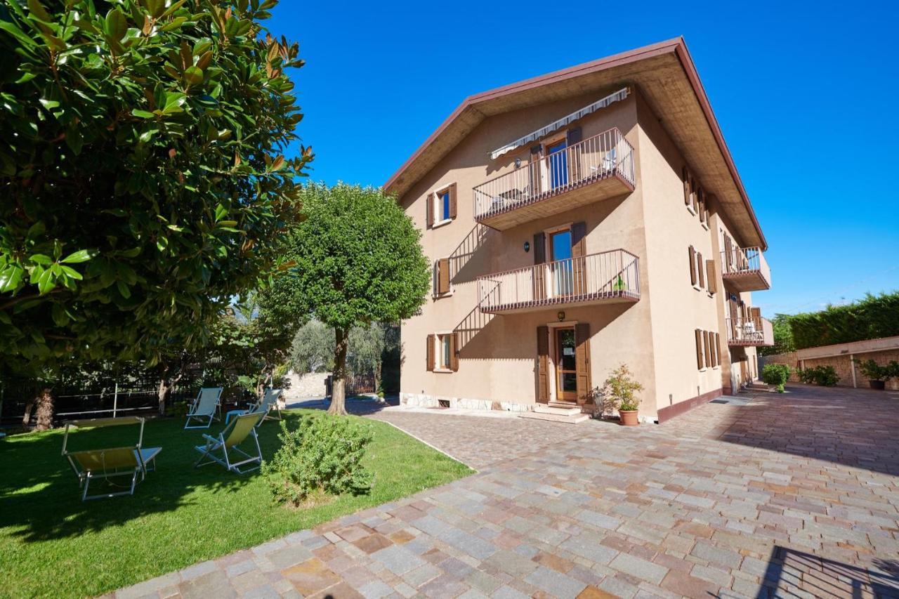 Casa Milani Malcesine Apt 4 Apartment Exterior photo
